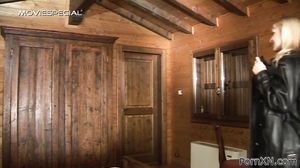 PornXn - Virginia Milf Gets Her Asshole Fisted