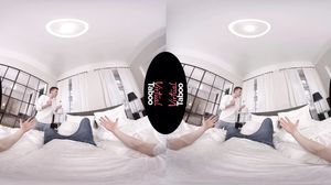 Julia Red - True Story: How I Shared My Sister