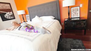 Anally Pounding Luna Star