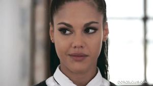 Lea Guerlin and Apolonia Lapiedra - Threesome