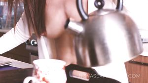 Asian Model Sucking 9in Bbc Huge Facial