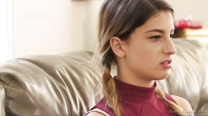 I Saw Mommy Kissing Her Stepson - Lucas Frost - Mona Wa