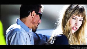 Paparazzi- No Trouble Snow - Chad Alva - Abella Danger