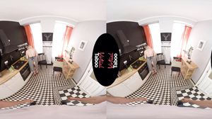 Georgie Lyall - Oven Heat, Mom Takes It Deep