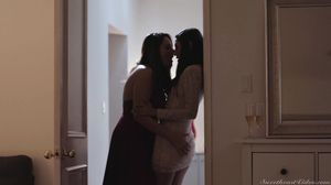 Elexis Monroe & Gianna Dior - Scandalous Office Party