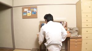 I Can't Concentrate On Studying Because It's Too Big! T