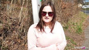 Holly Banks - Vom User im Urlaub erkannt und gefickt De