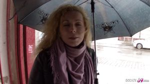 Mature Seduce to Fuck for Cash at Street Casting German
