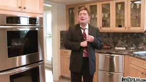 Dont Tell My Wife I Assfucked The Babysitter06 - s01 -