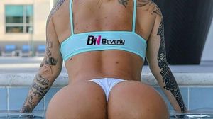 Candy White - Anal Reluctance in HD