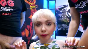 Cherry english gives deepthroat and gets facials