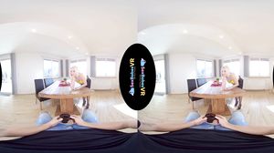 Marilyn Sugar - Little Wet Blonde