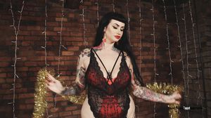 Cherrie Pie - A Very Naked Christmas