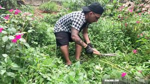 TEEN BARBARA FUCKED BY LITTLE GARDENER IN HD