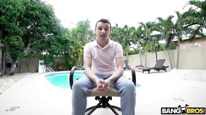 Hot Ebony At Te Pool Tori Montana