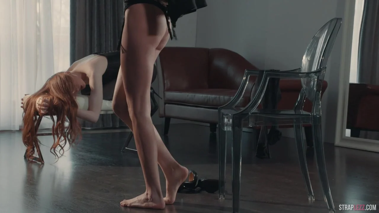 StraplessDildo - Rossy Bush Mia Reese and Rossy Bush...