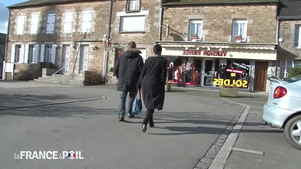 La France A Poil - Horny Couple Finds Slut On Street Fo
