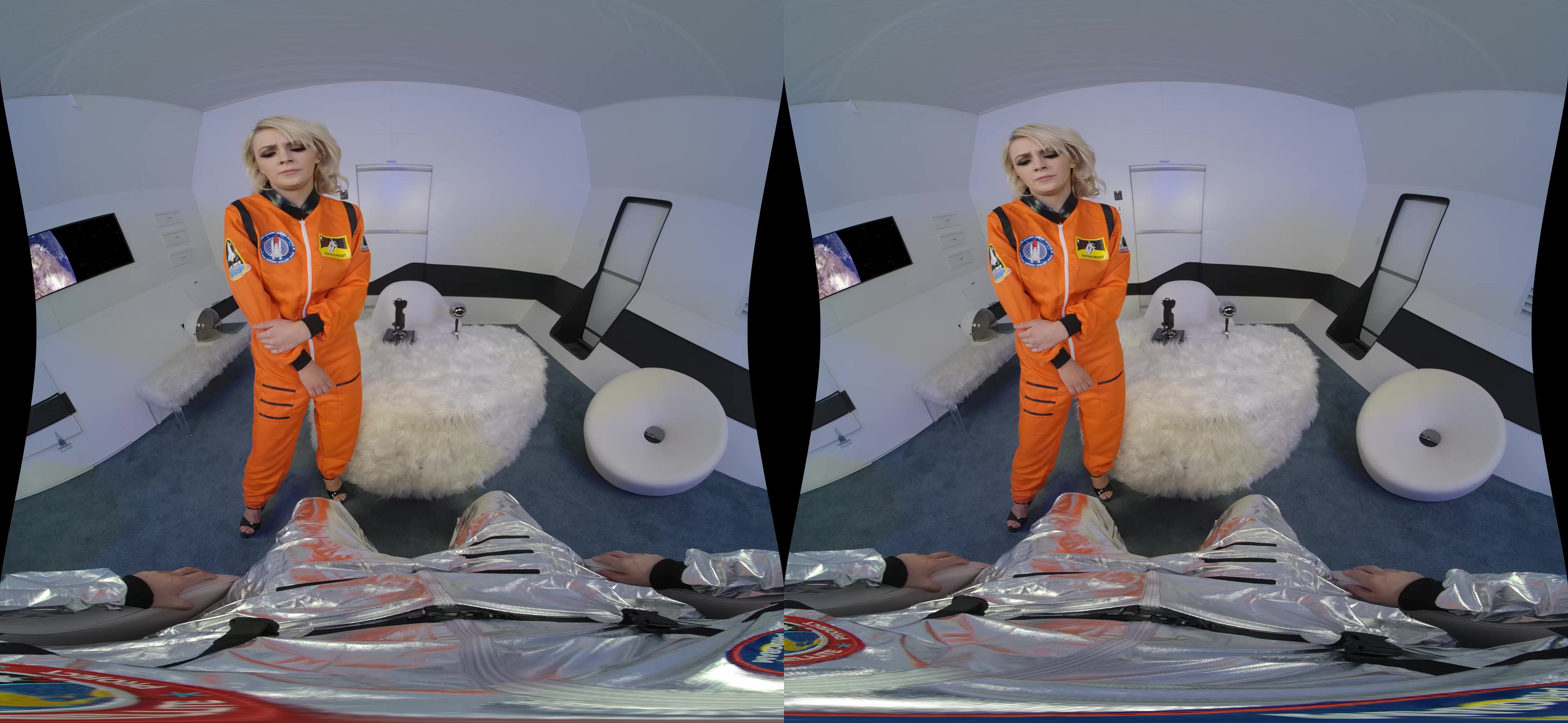 Ava Sinclaire - Lust In Space