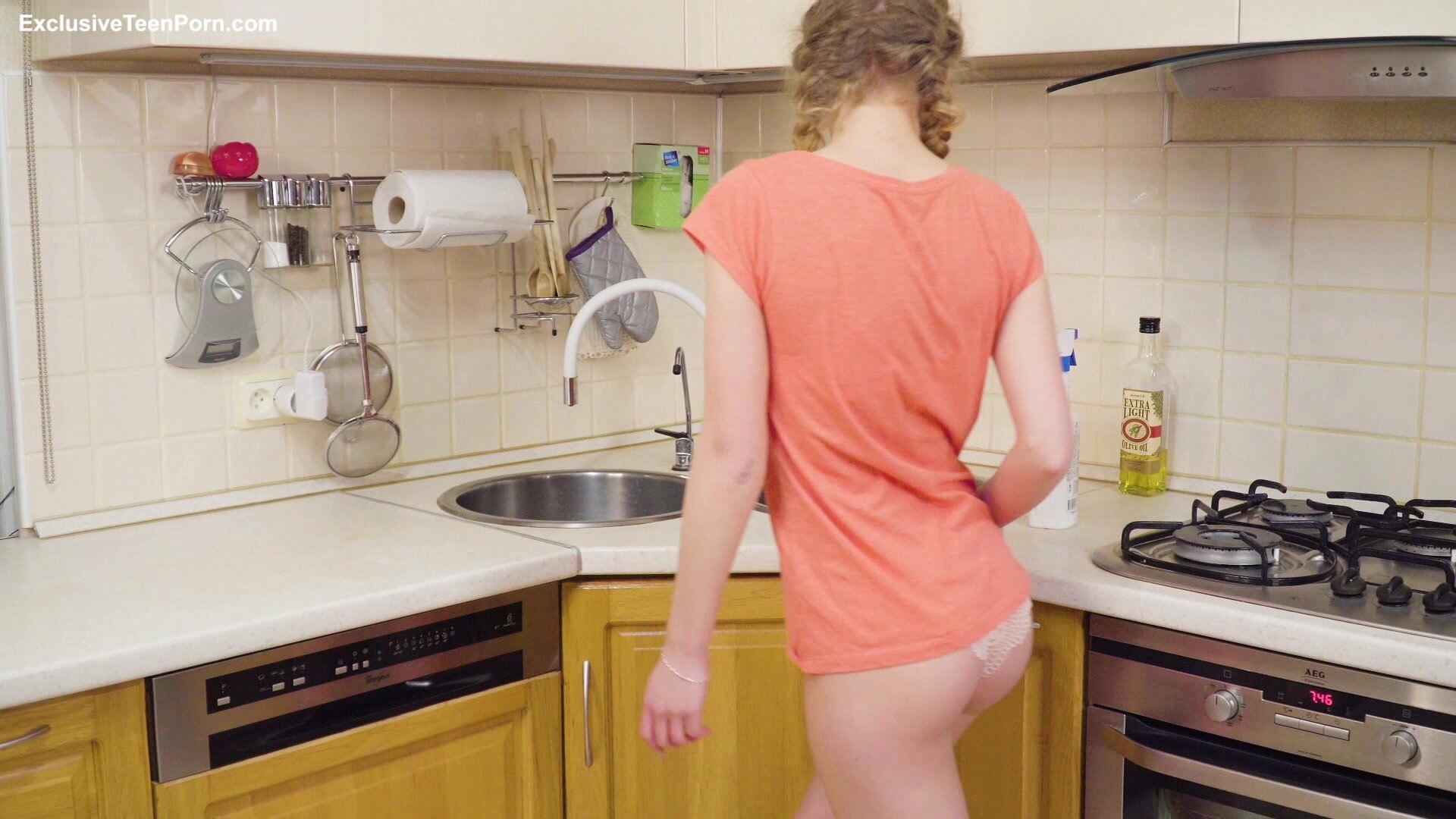 ExclusiveTeenPorn - Perfectly Clean