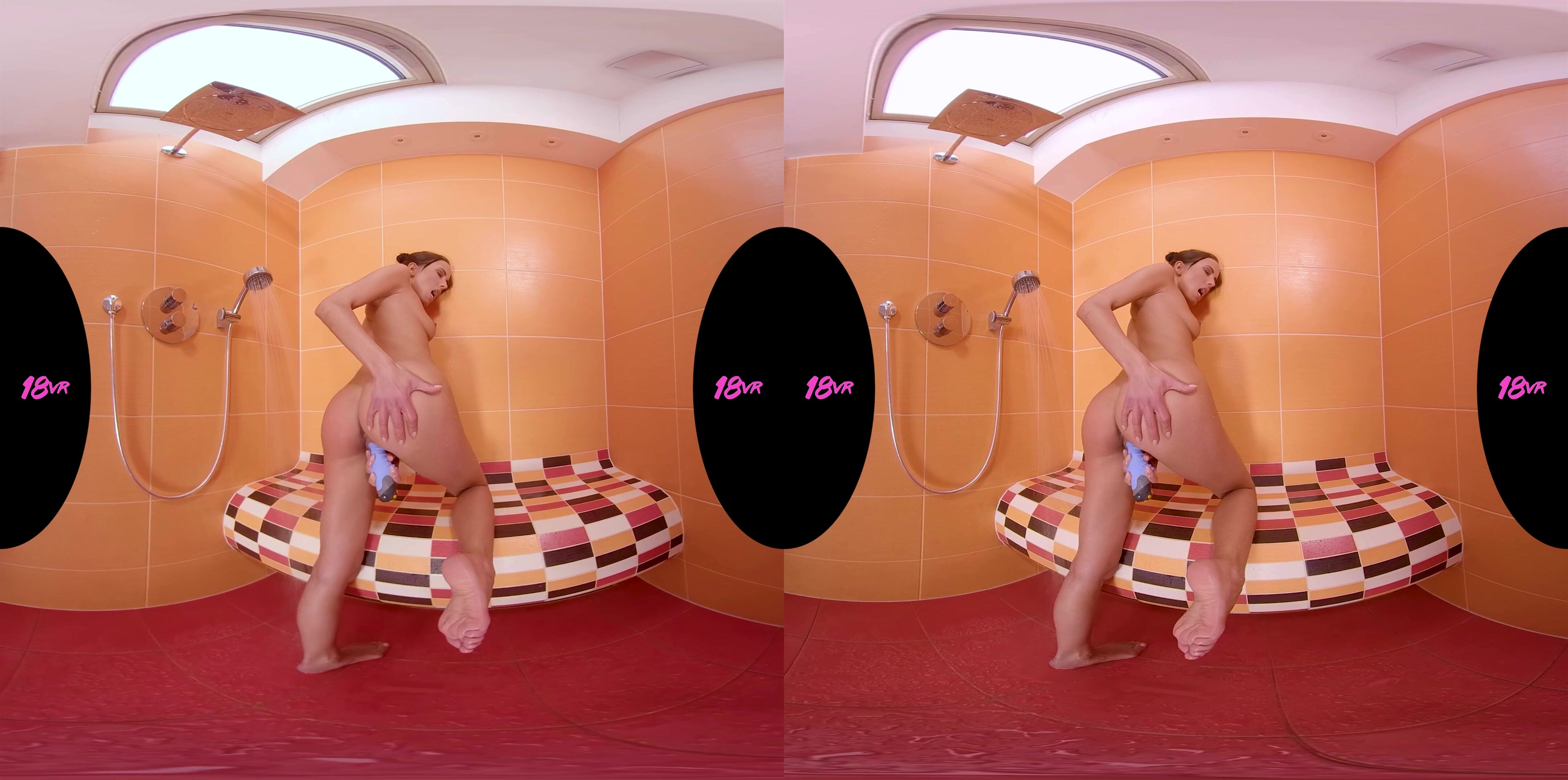 Lexi Layo - Shocking Shower