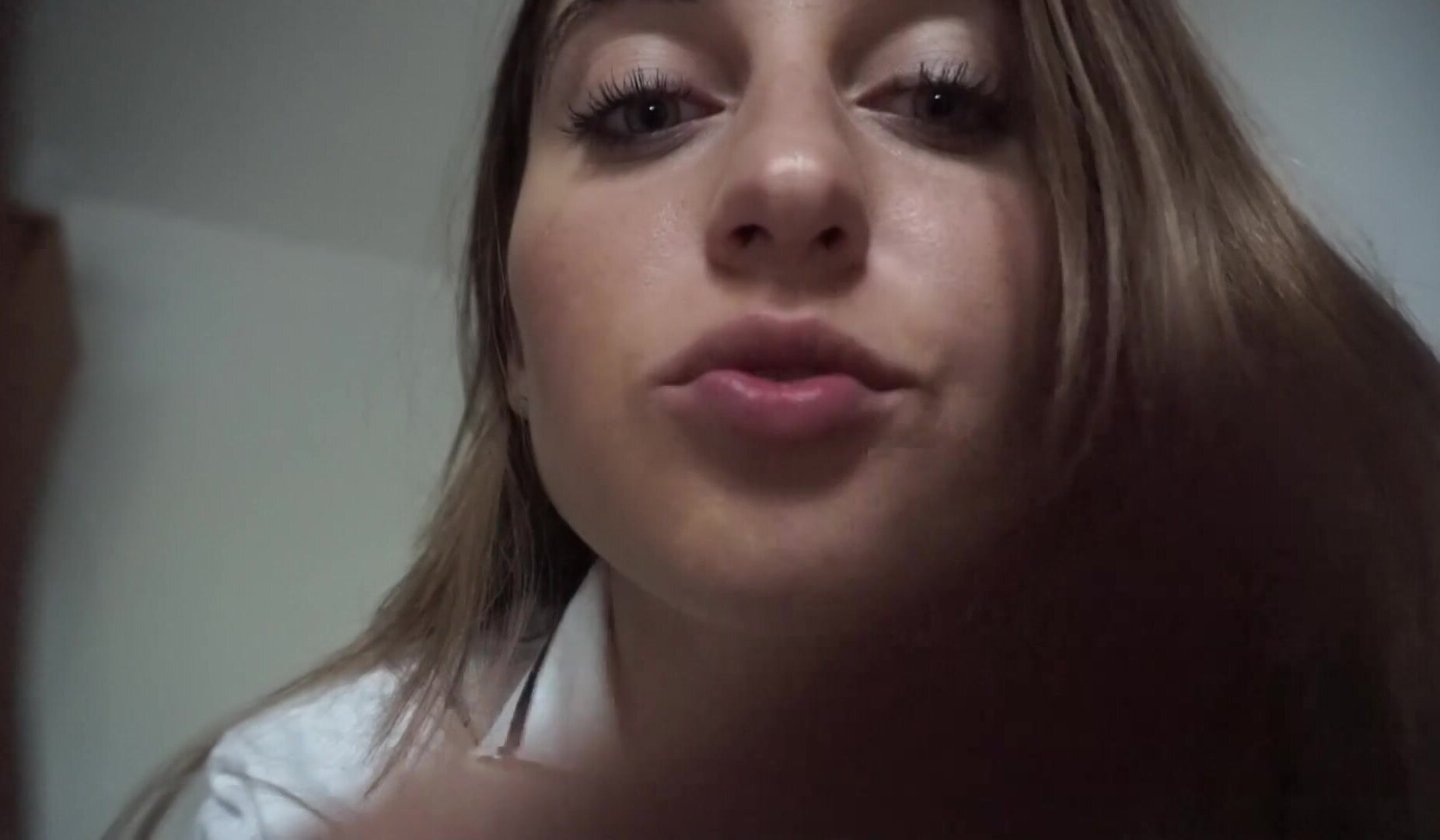 Claudy asmr sexy