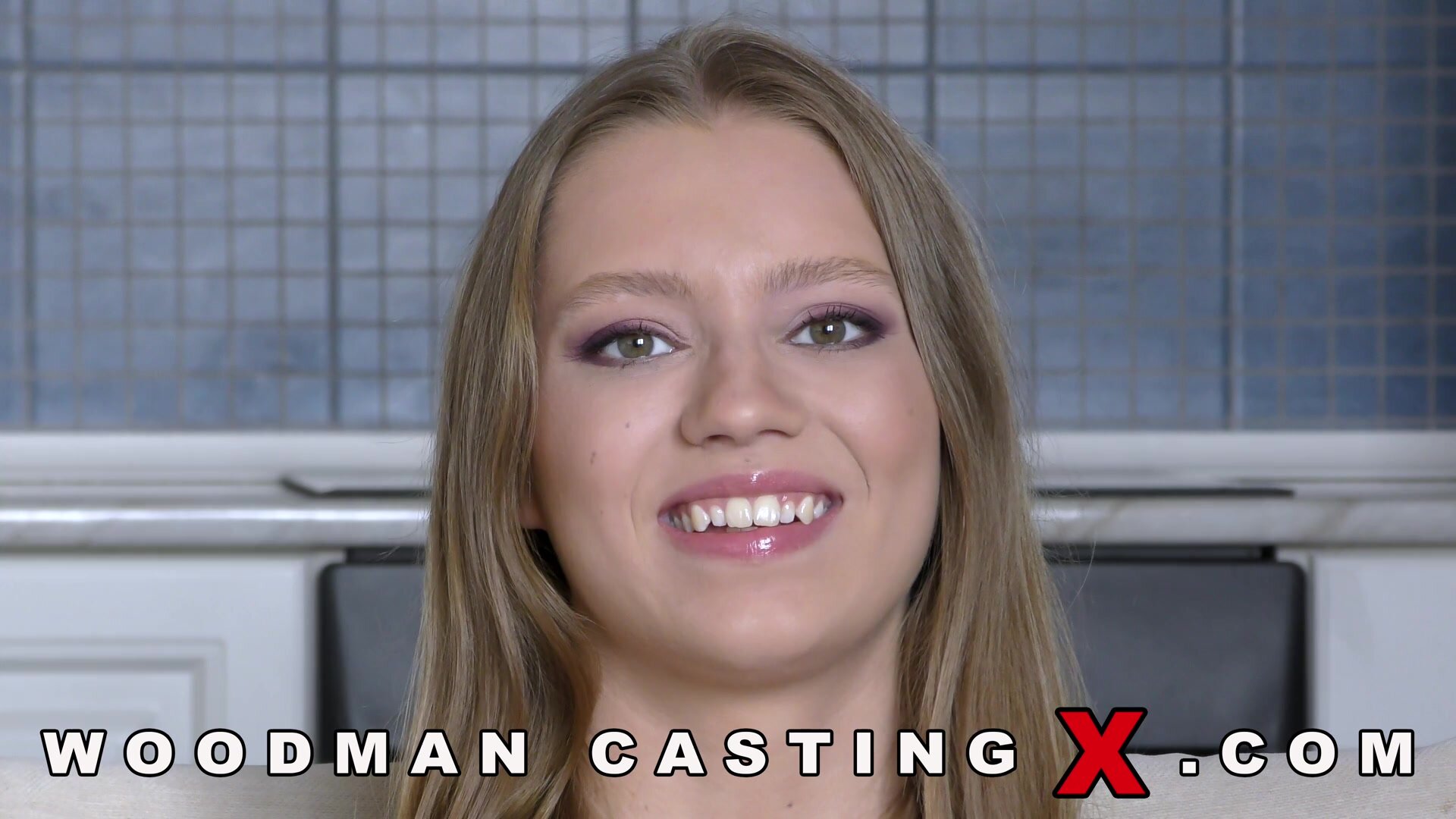 WoodmanCasting-X - Mia Split Casting Hard