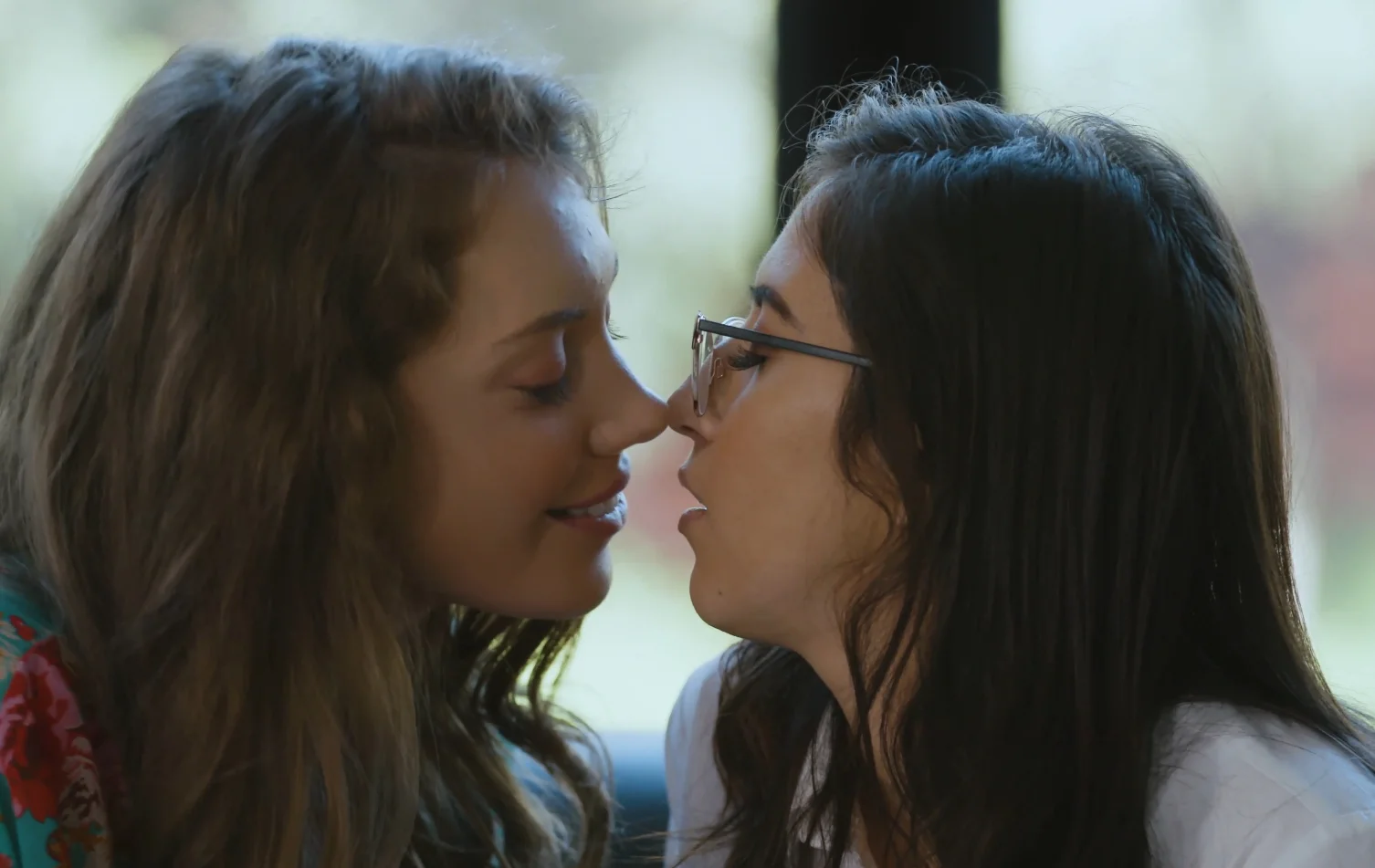 April ONeil, Elena Koshka - Kissing My Crush