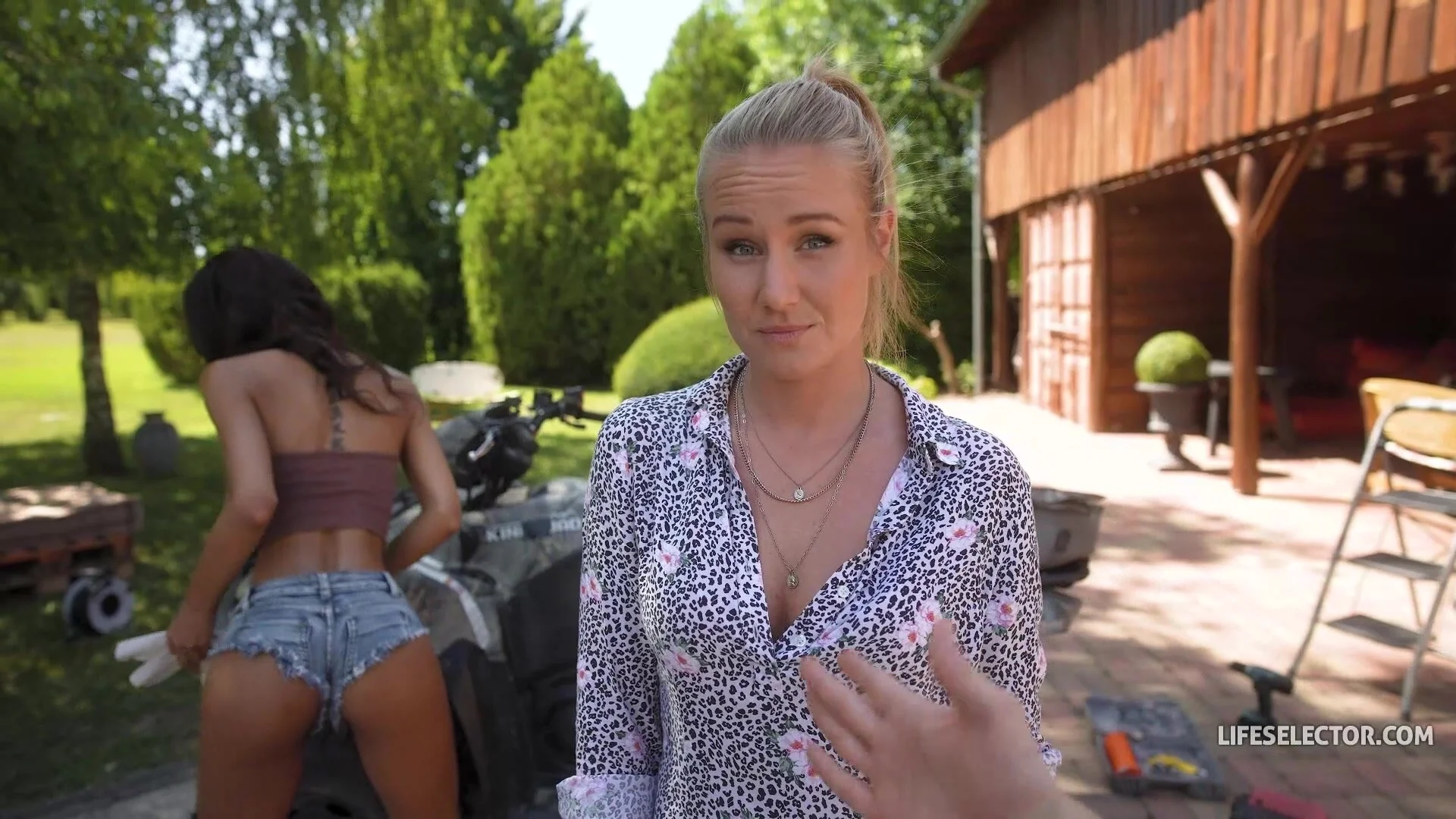 Lia Lin - Summer Tutor for Spoiled Brats