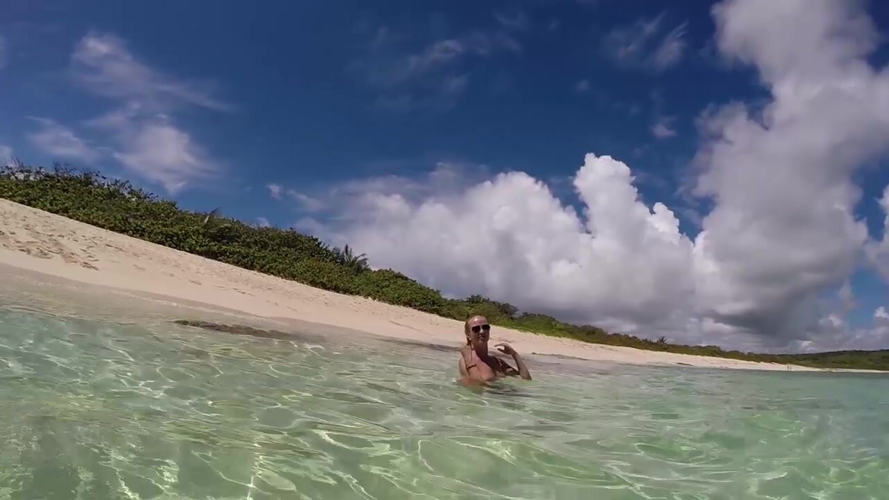Jana Cova - ClubJanaCova - Guadeloupe Vacation Video