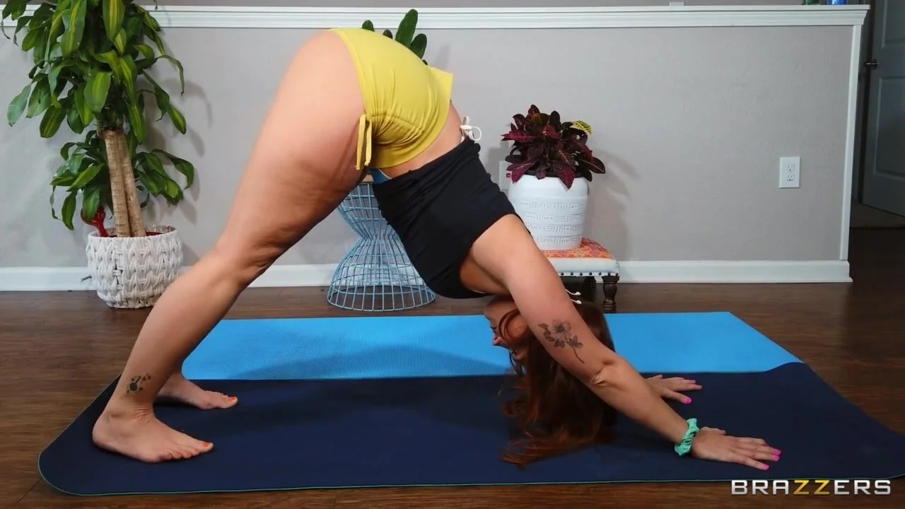 Siri dahl yoga