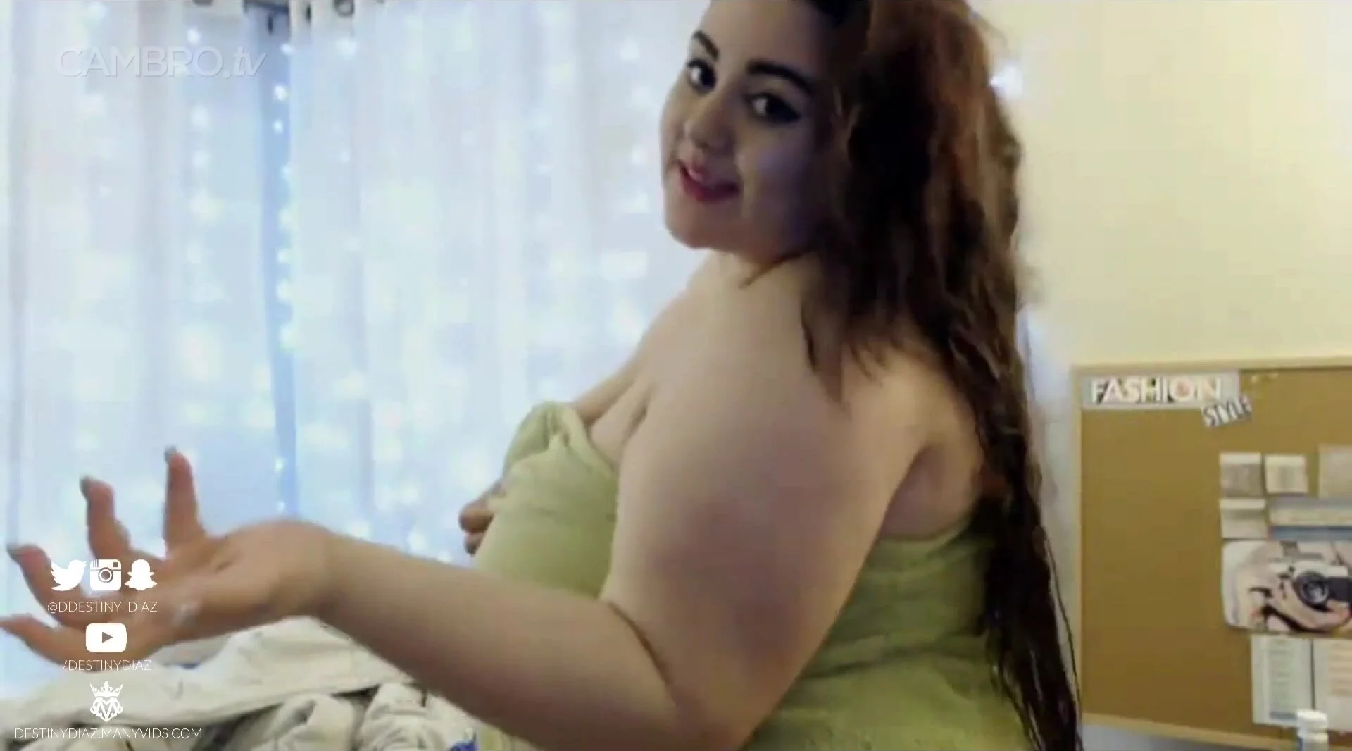 Mrs.Diaz Wanding Her Cooter | Porntrex.com best HD a...