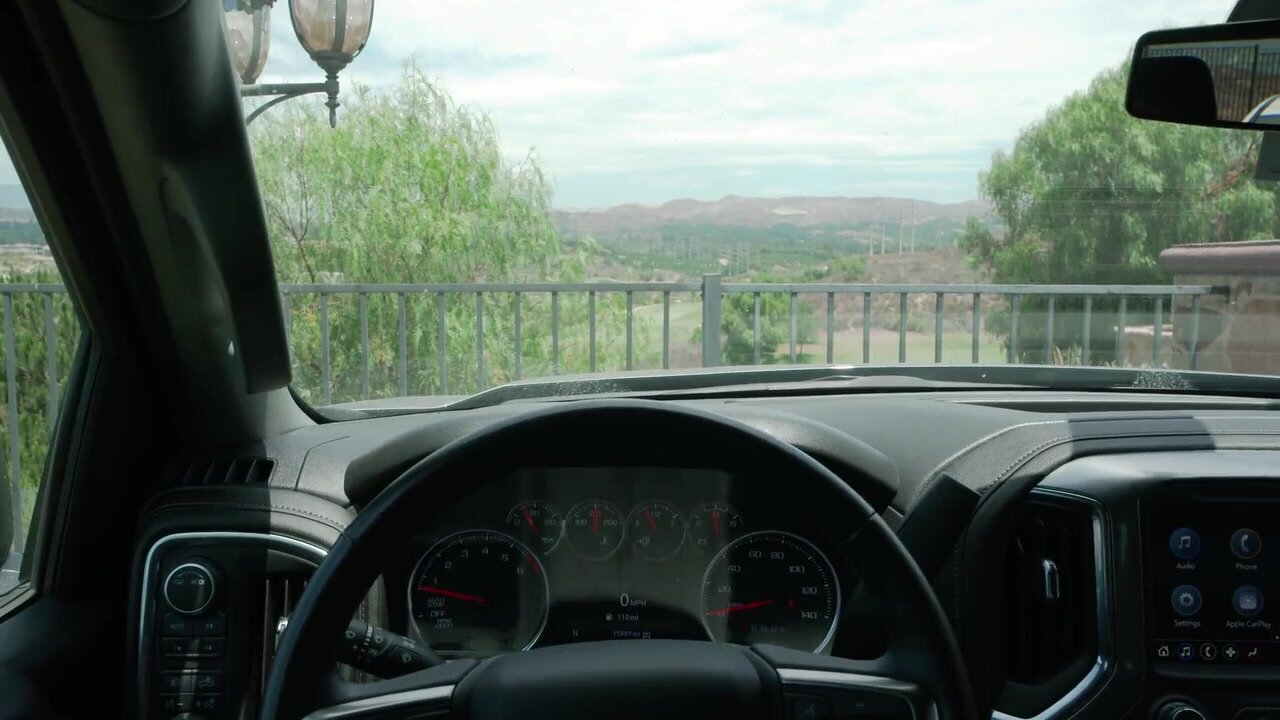 N!c0l3 D0sh! ​- 0v3rc0m!ng L@ngu@g3 B@rr!3r