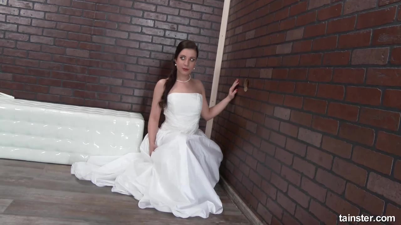 SlimeWave - Tereza Bizarre The Wedding Cum Slut