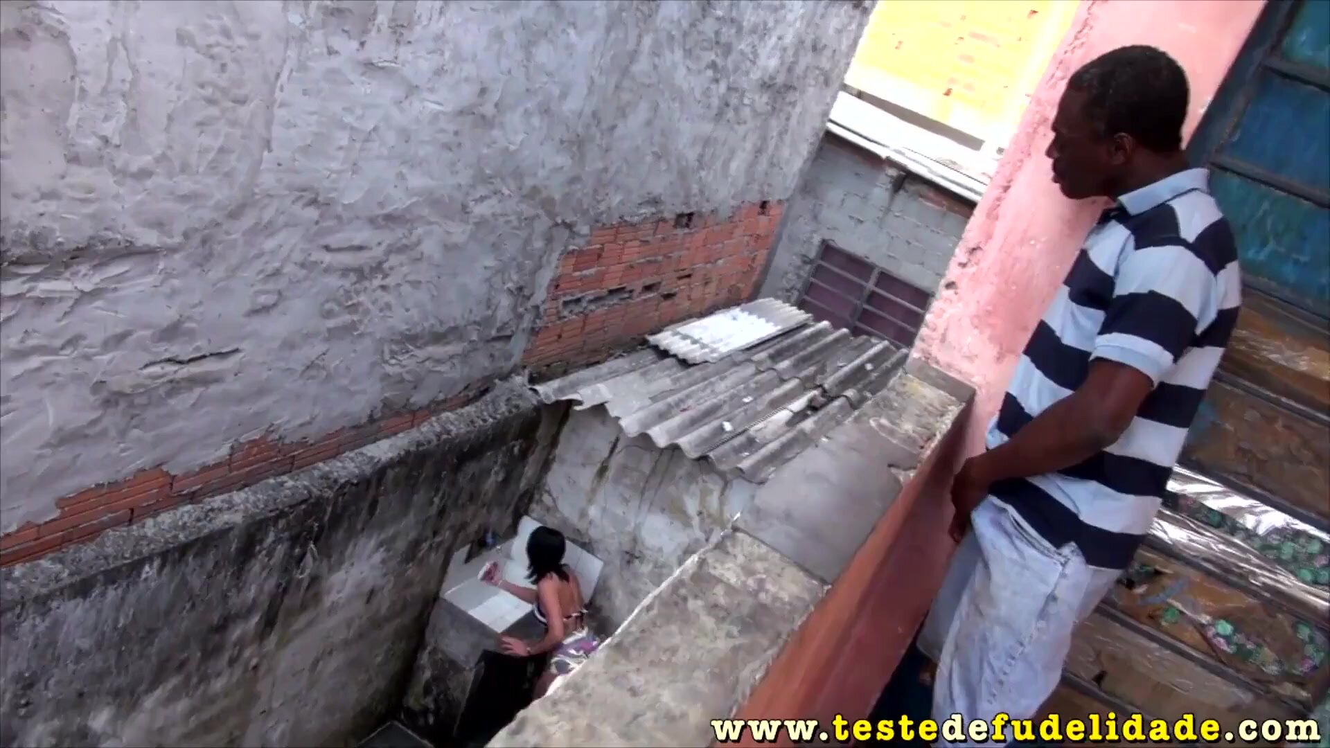 Elisa Sanches - Negão Fode Vizinha Safada Na Favela