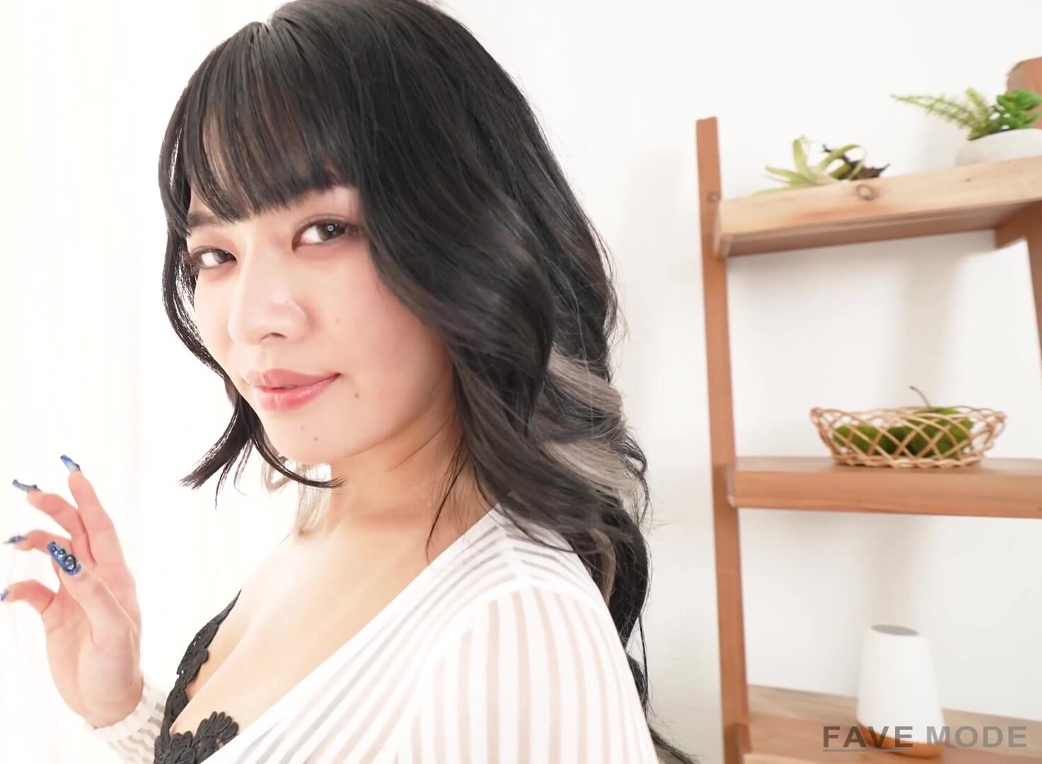 734POMD-004 [Amateur POV] While staring at each other f