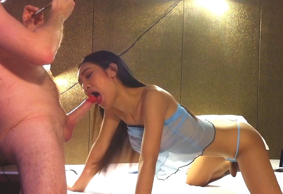 Ready For Getting Ass Fucked Ladyboy Gives Blow First