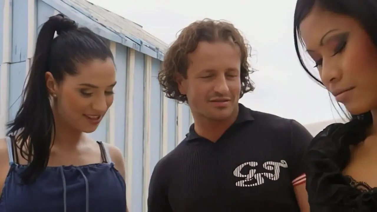 Екі жыныс мүшесі бар секс фильм