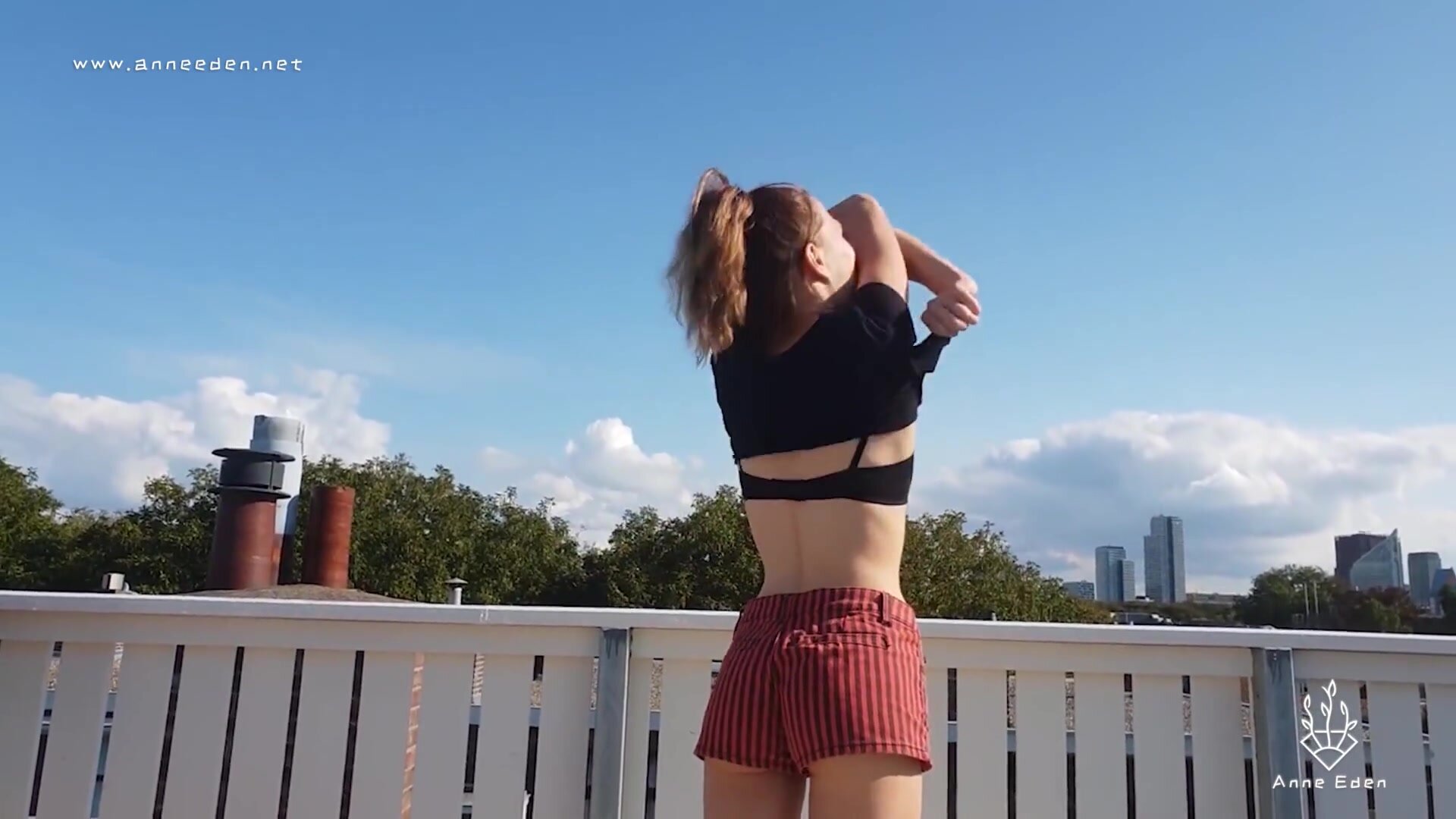 Anne Eden - Shy Girl fuck on Rooftop and getting caught