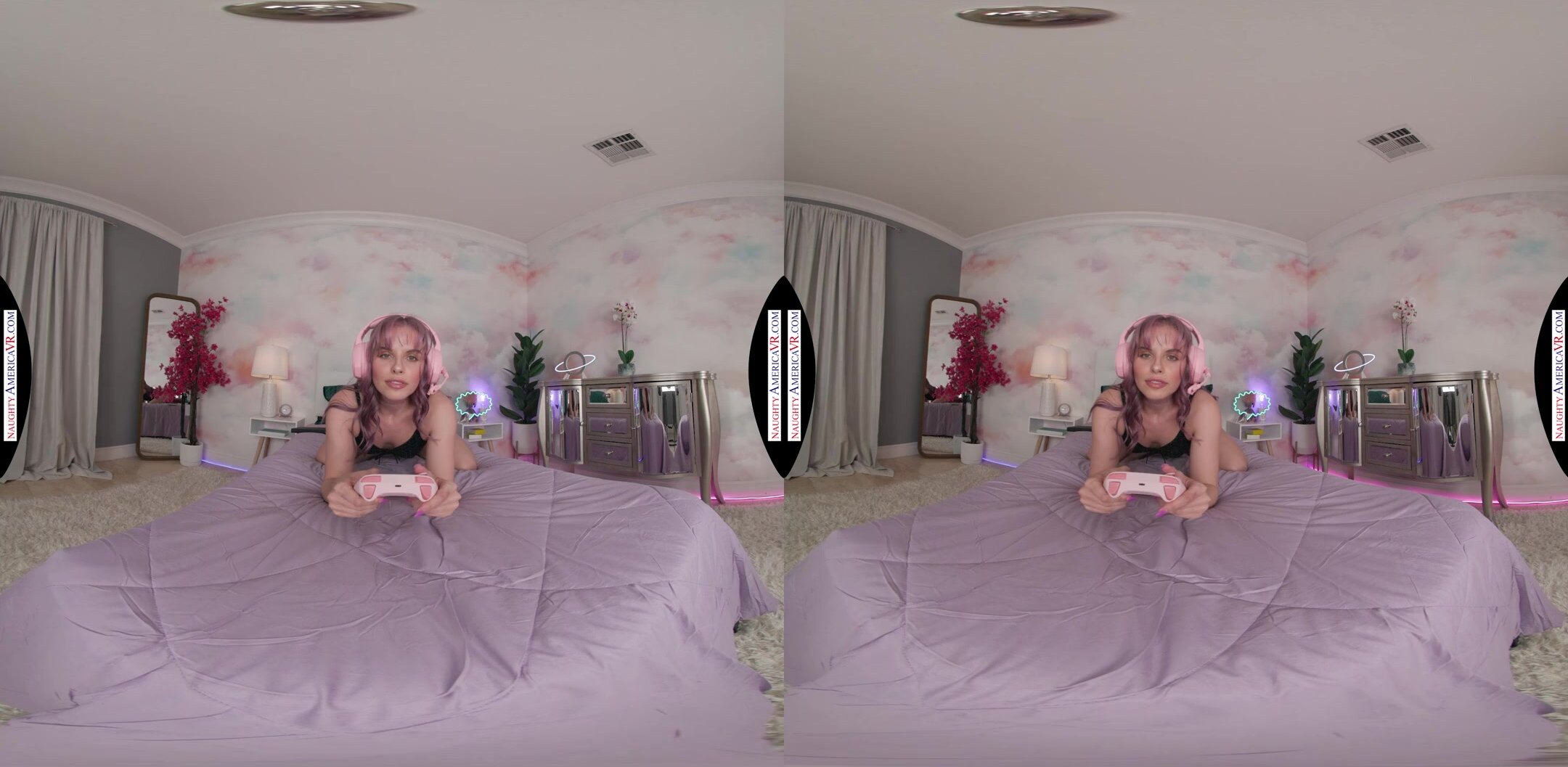 Bobbie Lavender - Naughty America VR