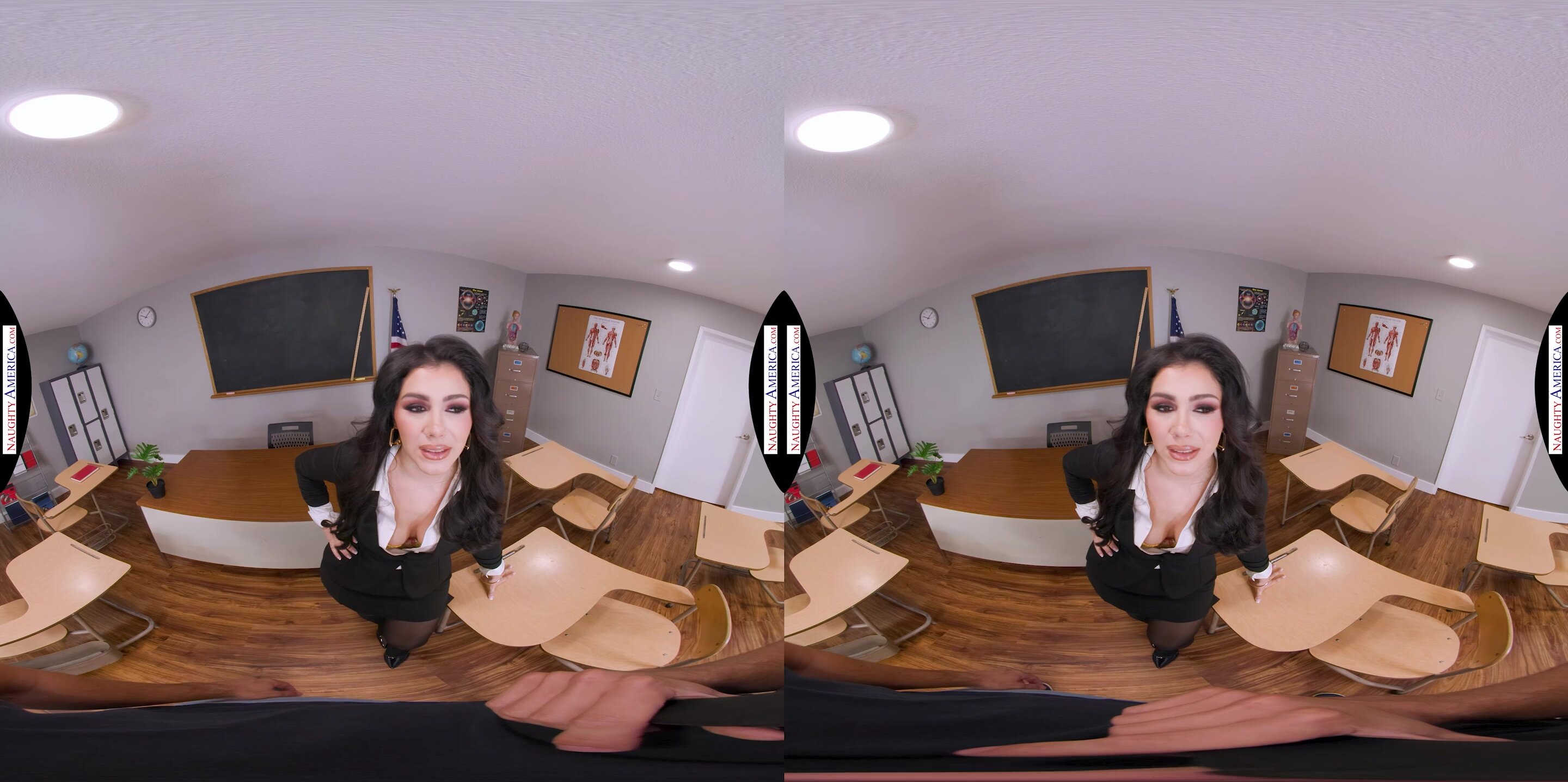 Valentina Nappi - Naughty America VR