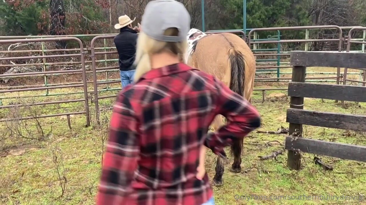 Southern Hotwife and BBC cowboy