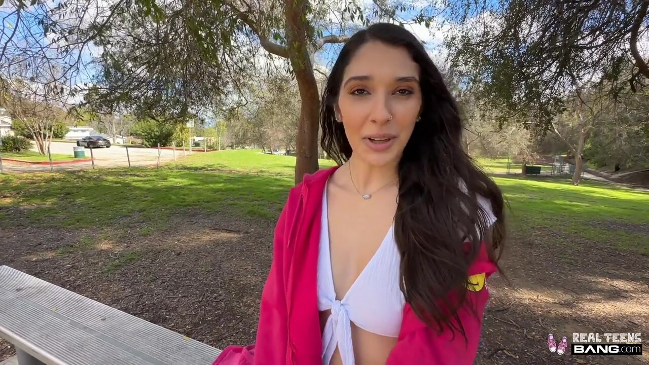 Aria Sloane Gets Fucked In A Public Park And Hotel Room