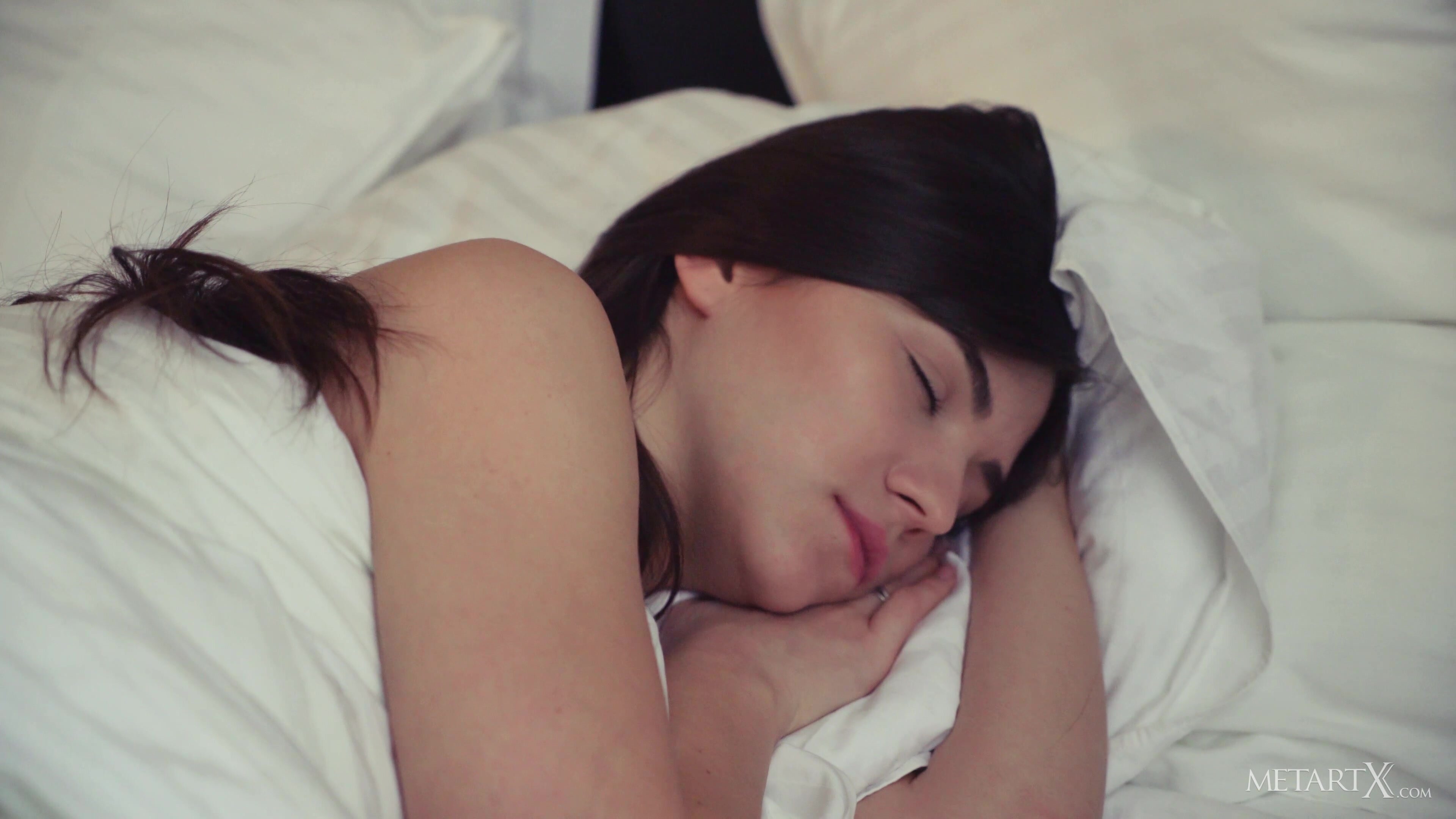 Hayli Sanders - Sweet Dreams [4K]