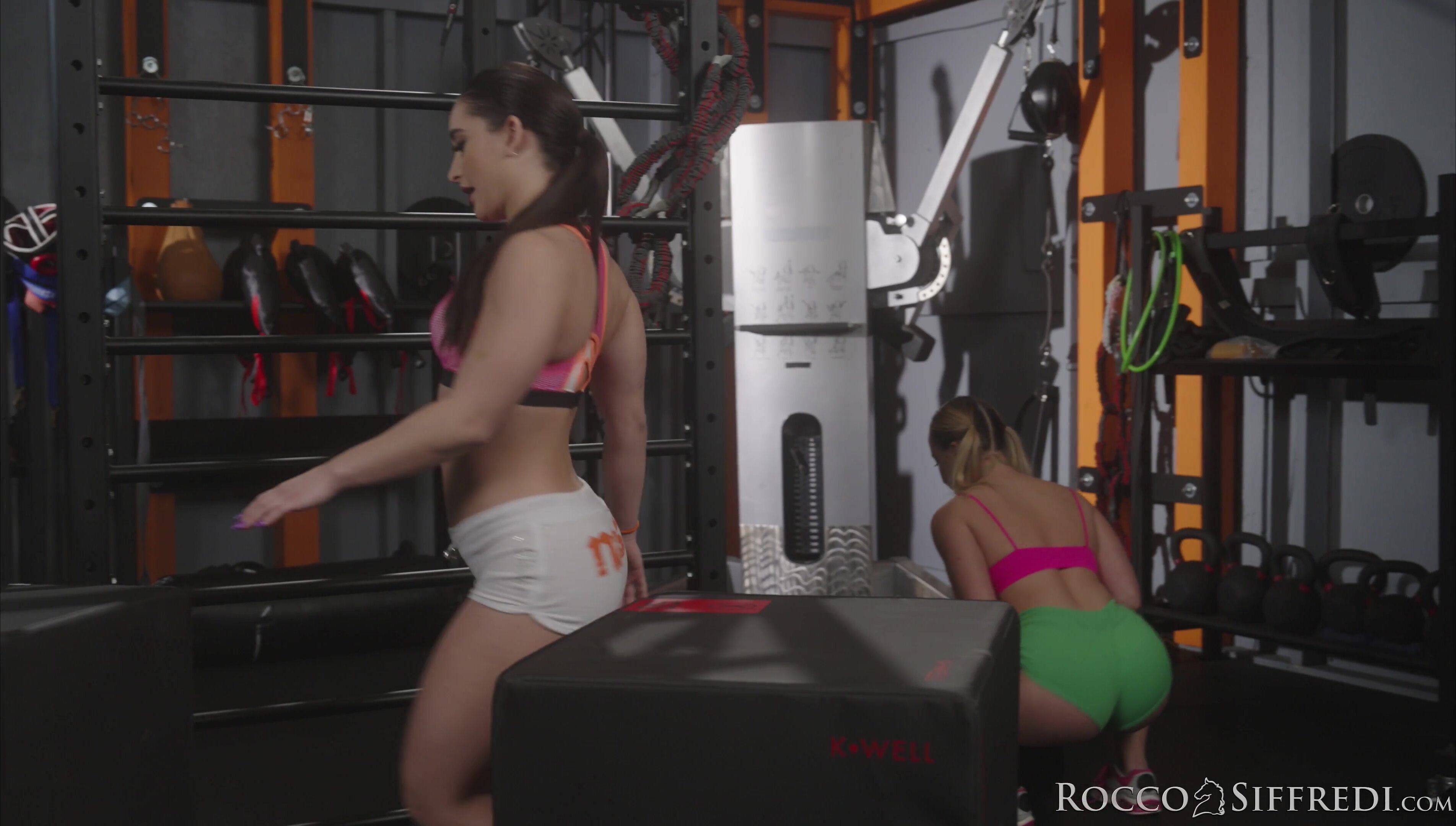 Sara Diamante - Rocco's Gym Fit Ass Fuck Sc1 - 4K