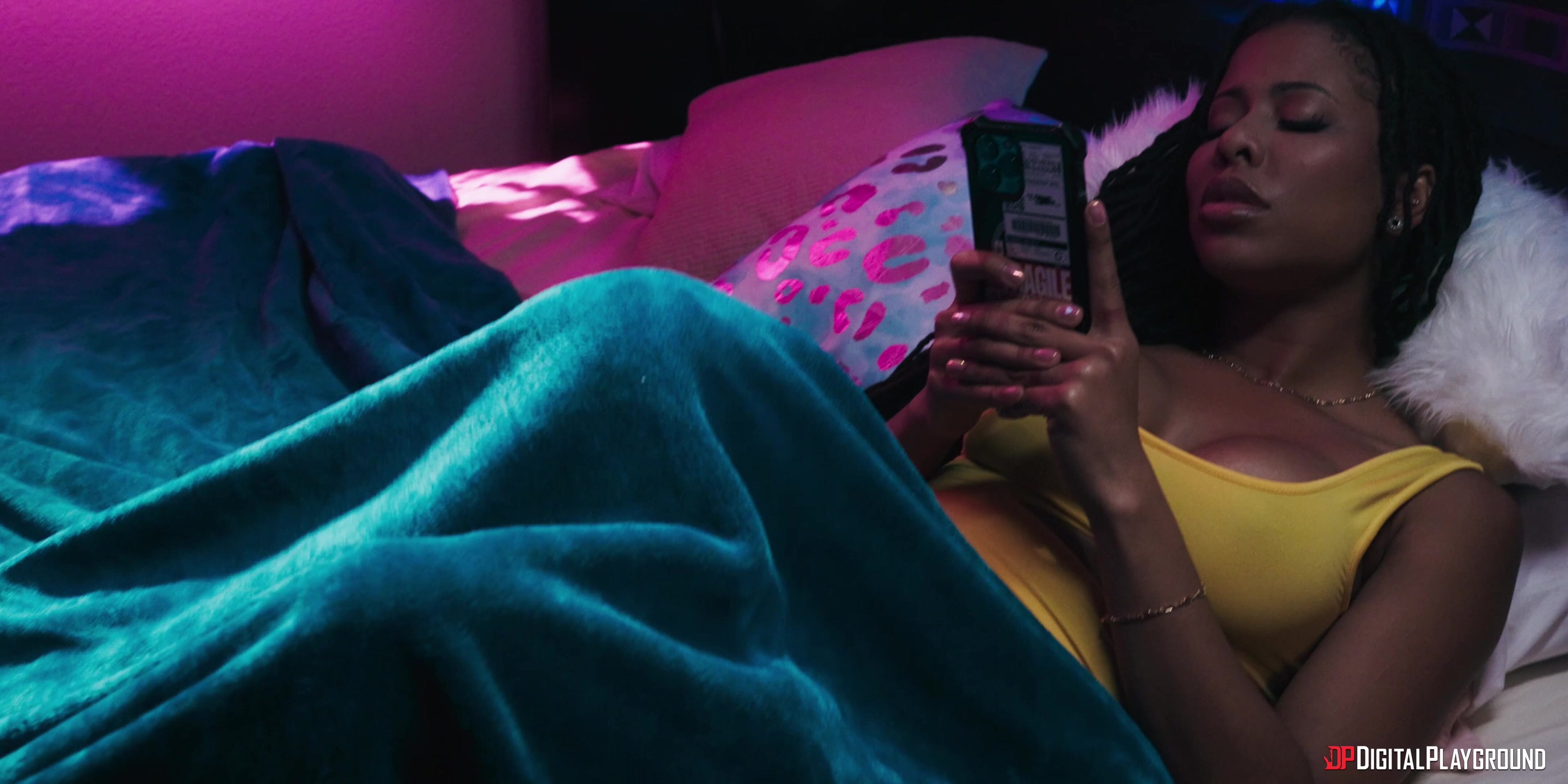 Kira noir payback