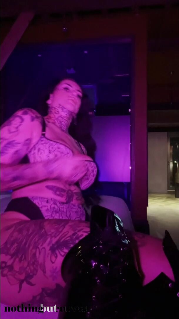 Cherrie Pie - RED LIGHT PEEP SHOW - Cherry Pie slutty tease (nothingbutcurves)