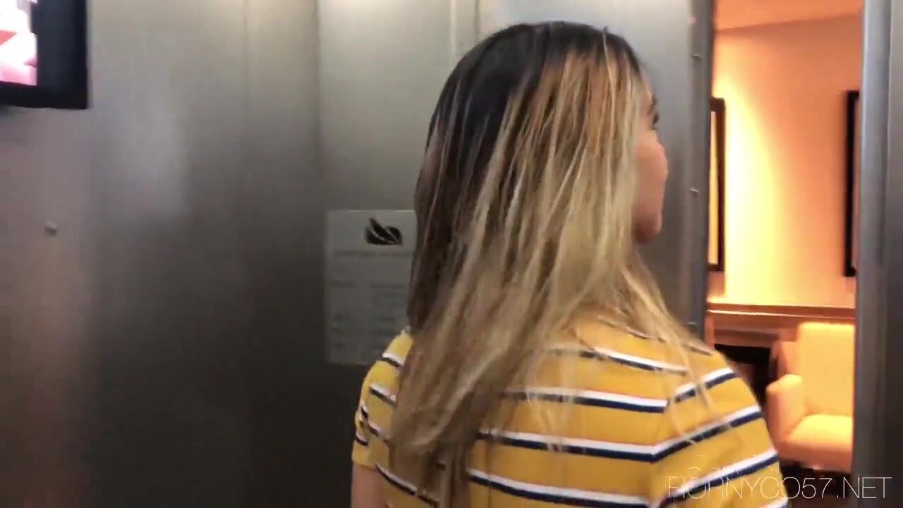 I Met A Colombian In The Elevator And I Fucked Her