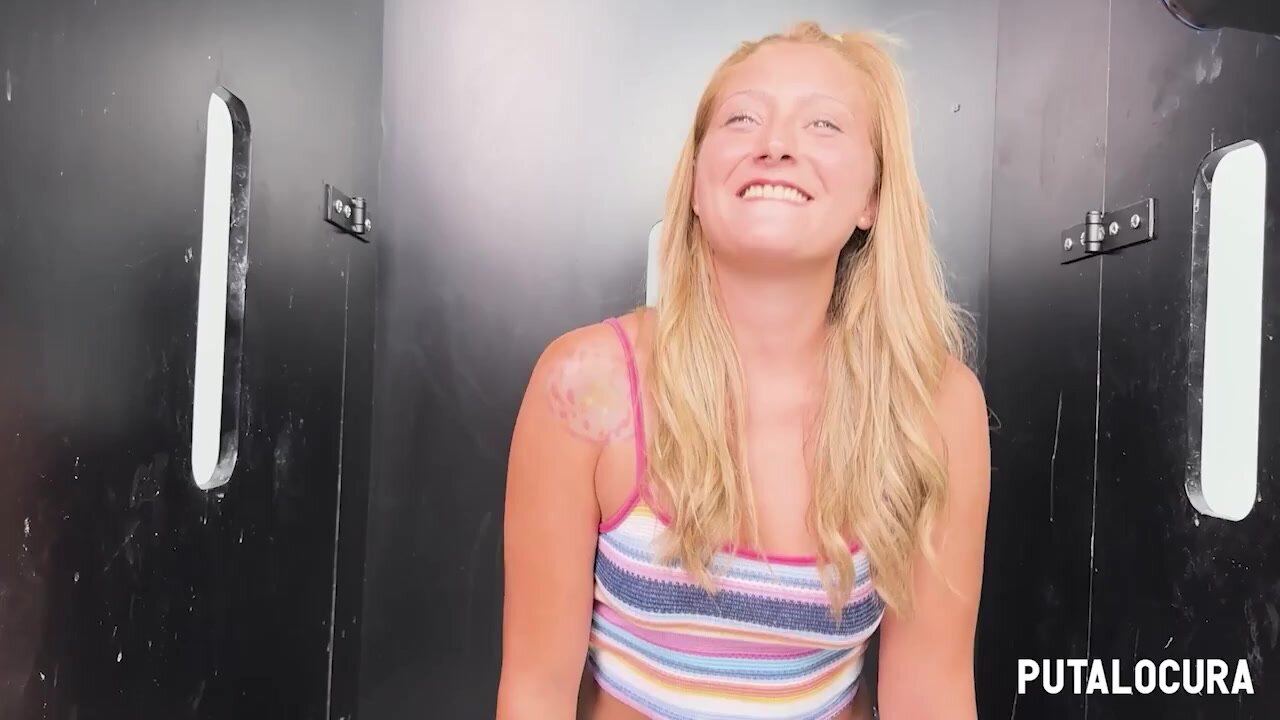 Lucia Gold - Blonde's First Glory Hole