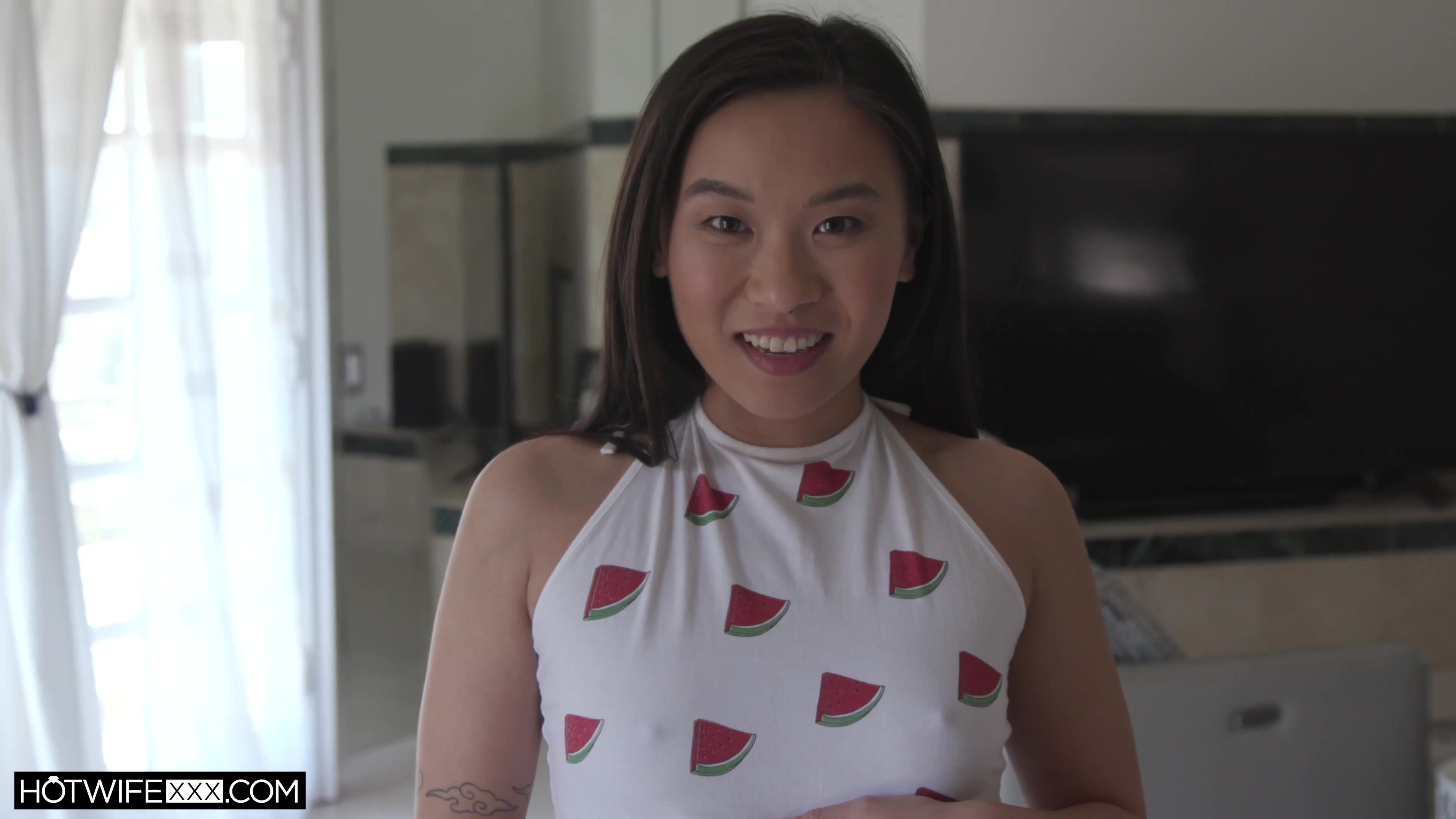 Petite Asian Kimmy Loves To Fuck Men That Aren't Her Husband - 2160p