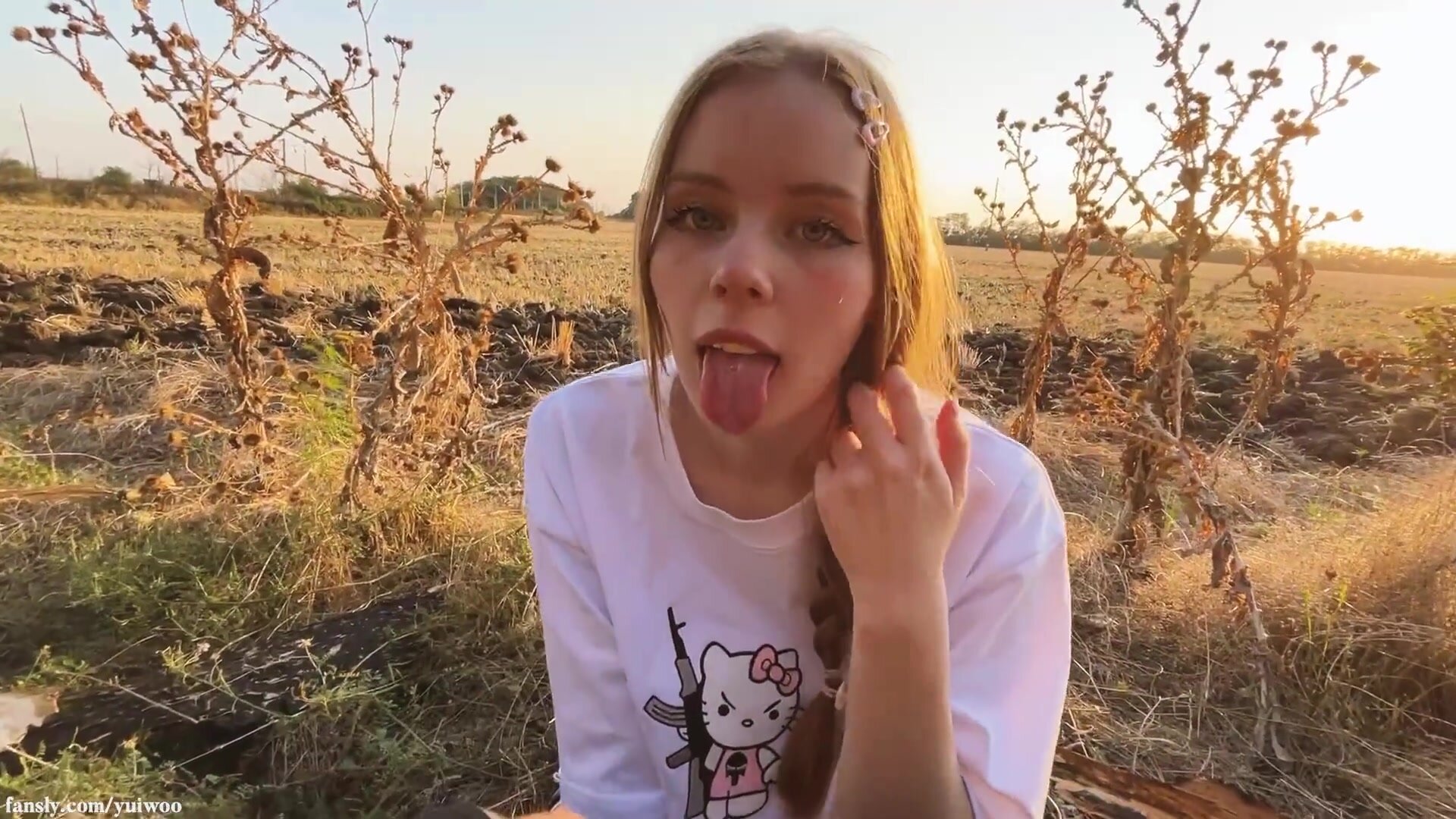 Yuiwoo - Gentle Blowjob at Sunset from a Beautiful Russian Blonde